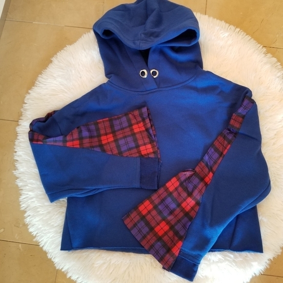 Blue cropped oversized hoodie sweatshirt - Picture 4 of 9